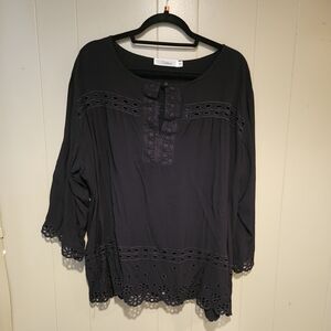 Solitaire Womens Boho Shirt With Neckline Design, Size 1X, Black